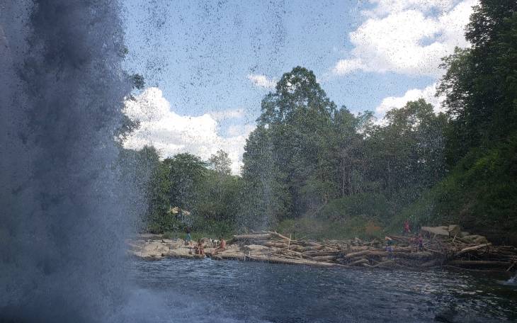 Ludlowville Falls - Reverse to Normal Slow Motion