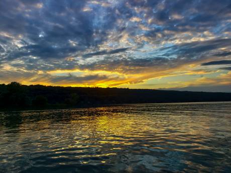 Twilight 🌥 magic on Cayuga Lake